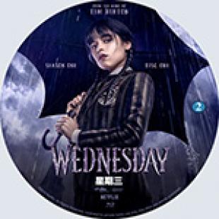 评分“8 星期三 (2碟)(Netflix出品全新怪奇剧集,燃爆全网!这部结合推理、超自然及悬疑元素的剧集讲述珍娜·奥尔特加饰演的星期三·亚当斯在永封学院的校园生活。)Wednesday (2022)”