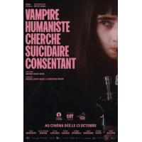 评分：7 人道主义吸血鬼征自杀志愿者 80届威尼斯最佳影片！ (萨沙从小就面临一个严重的问题：她是一个吸血鬼，但却没有办法对人类下手。她的家人一直在想办法让她接受自己的天性，这期间她一直靠服用血浆生存)